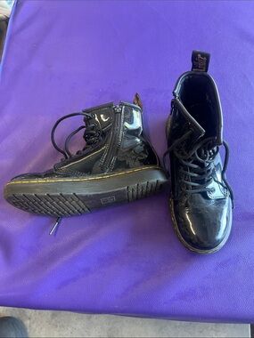 Dr. Martens Kids Black Patent Lace-Up Ankle Boots with Side Zipper
